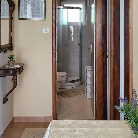 Apartman Gorgeous In With Wifi Jadranovo
